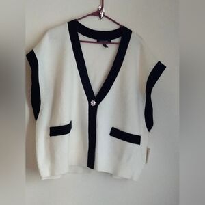 Ellen Tracy Sweater Vest Women XL Black and White V-Neck Elegant Old Money Layer